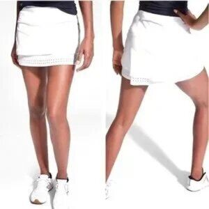Athleta Stealth TruCool Skort Tennis Skirt White Womens size Small